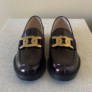 Tod's Logo Plaque Loafers